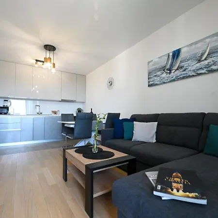 Luxury Nero Apartman Zára